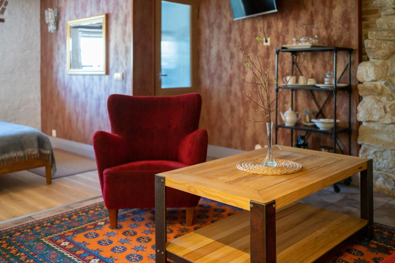Dagen Haus Guesthouse Orjaku المظهر الخارجي الصورة